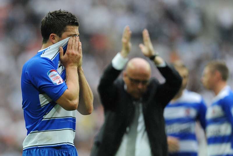 Wembley lows: Reading's Shane Long looks dejected at the end of the 2011 Championship play-off final with manager Brian McDermott (photo by Action Images / Tony O'Brien)