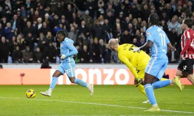 Brandon Thomas-Asante scores for Coventry City