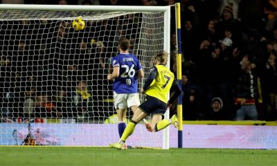 Oxford United’s Przemyslaw Placheta nets the winning goal