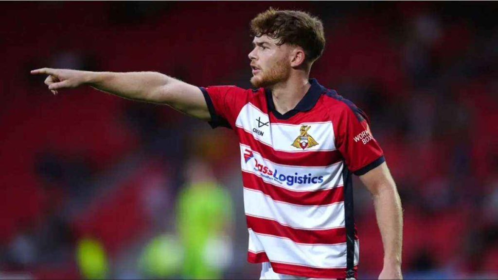 Jack Senior was the match-winner for Doncaster Rovers against 10-man Chesterfield