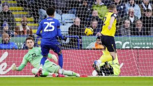 Sam Long gives Oxford United an early lead