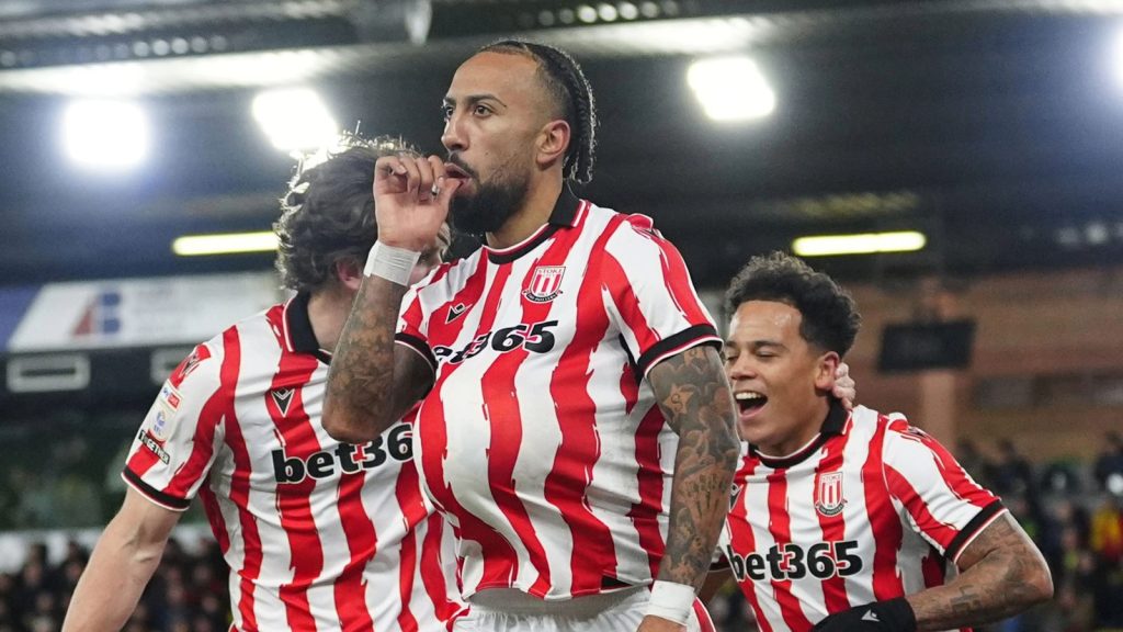 Sorba Thomas (centre) celebrates scoring Stoke City’s second goal
