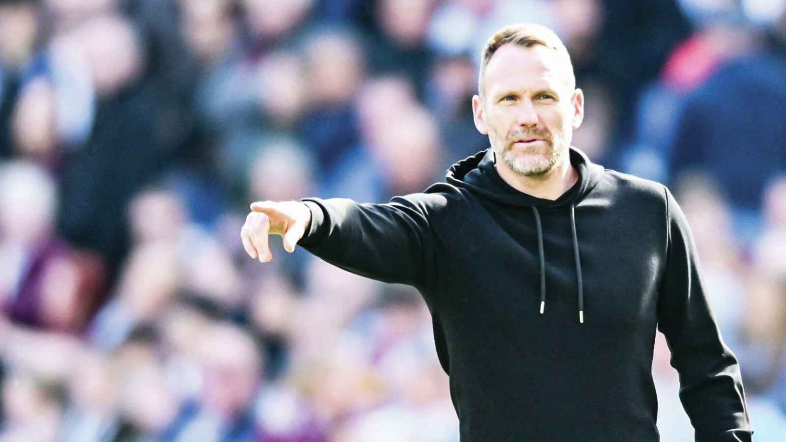 Simon Rusk on the touchline as Southampton boss against West Ham in the Premier League last season