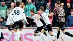 Bristol City’s Adam Randell wheels away after levelling