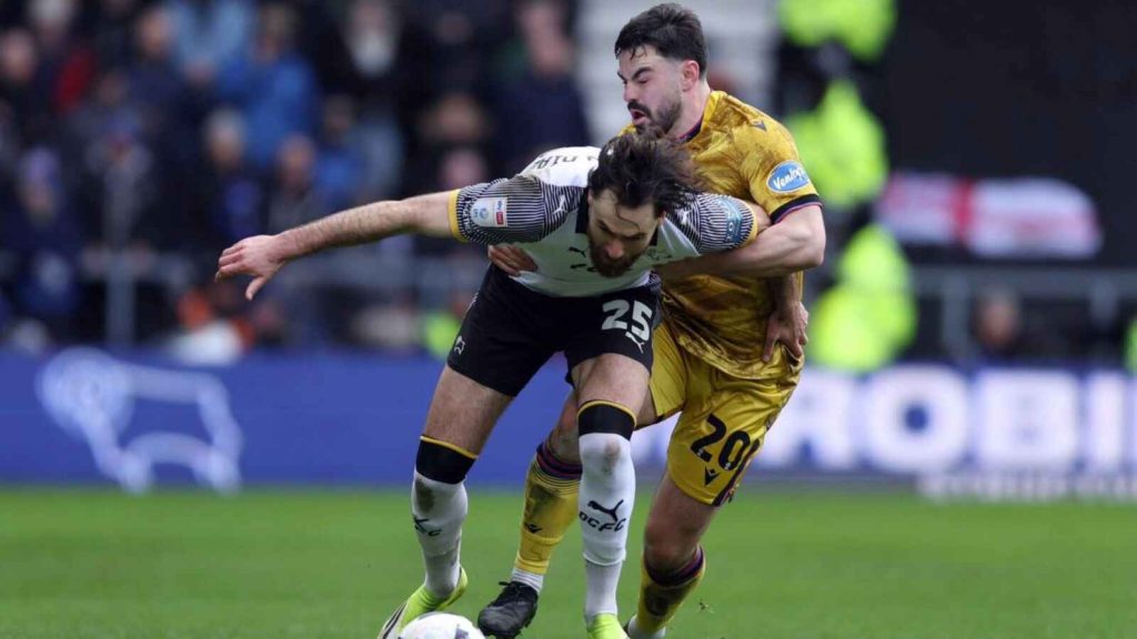 Blackburn Rovers’ Eiran Cashin and Derby County’s Ben Brereton Diaz battle for the ball