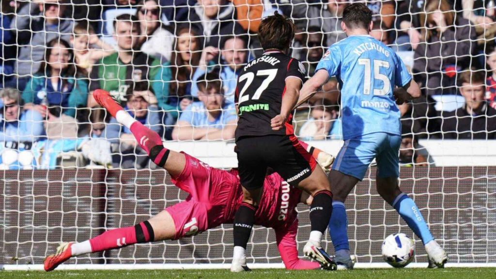 Southampton’s Kuryu Matsuki scores their second