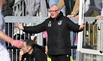 Steve Evans will hold talks with the Bristol Rovers hierarchy to decide his future beyond this season.