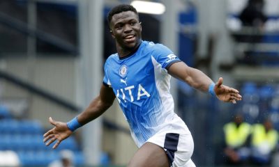 Adama Sidibeh celebrates scoring Stockport County’s third goal