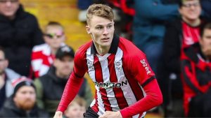 Lincoln City forward Rob Street