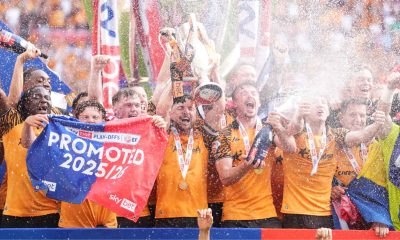 Hull City celebrate winning promotion to the Premier League