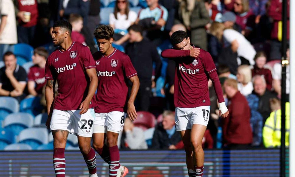 Phil Bardsley has voiced his concerns over Burnley’s difficult start to the Championship season.