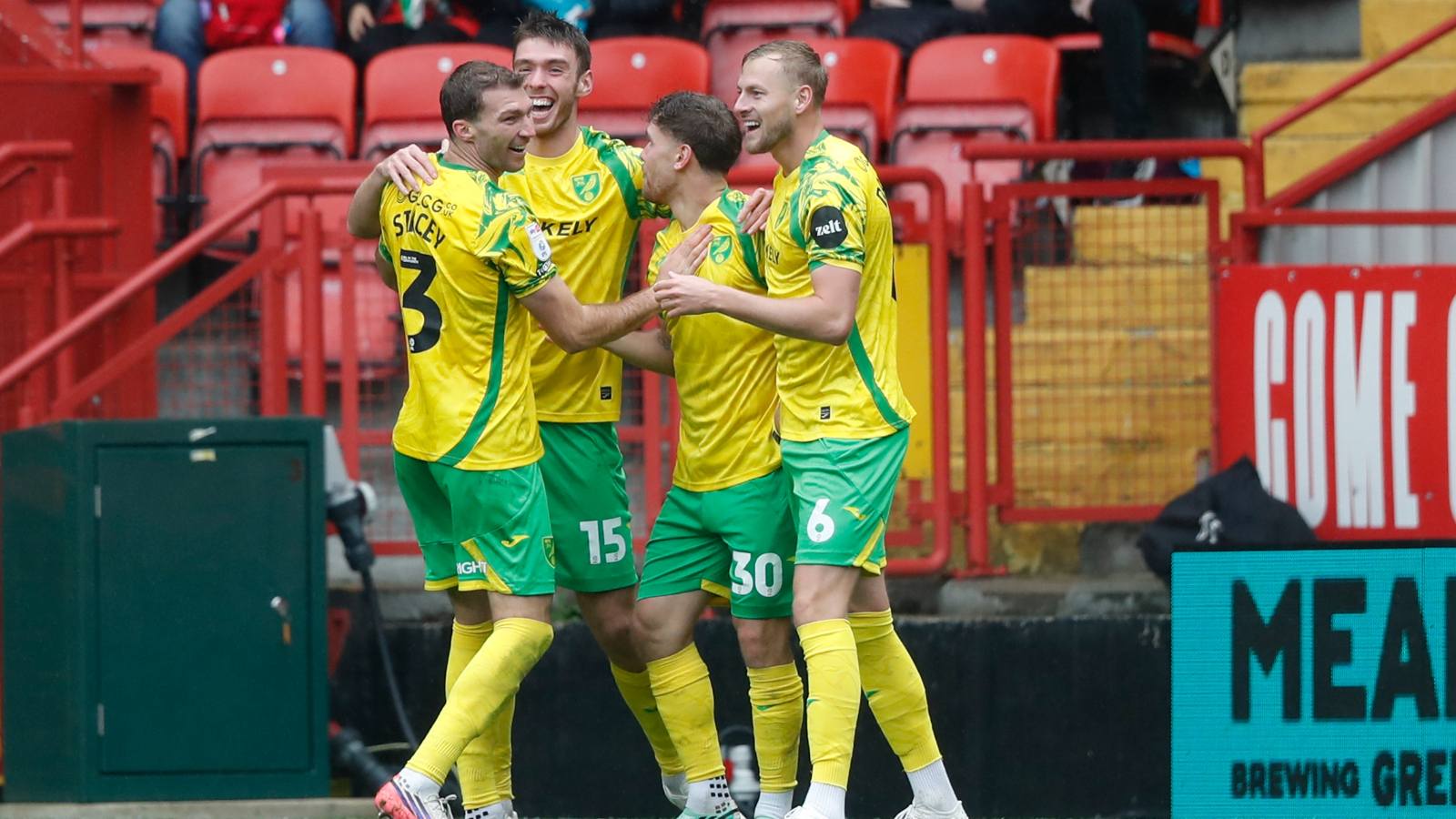 Norwich City celebrate Mathias Kvistgaarden’s goal