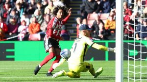 Tahith Chong scores Sheffield United’s second