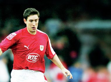 LEE JOHNSON