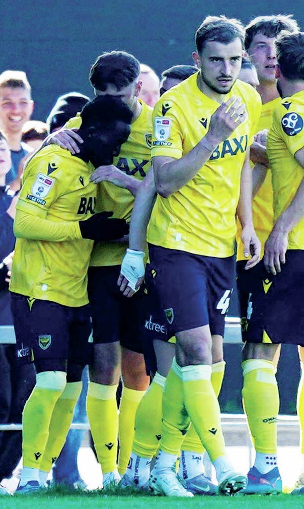 OH YES! Oxford celebrate Siriki Dembele’s winnerPICTURES: Alamy