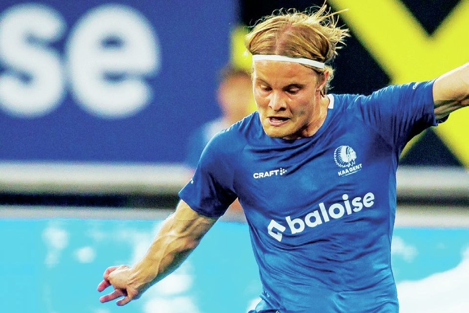 Andri Gudjohnsen in action for former club Gent
