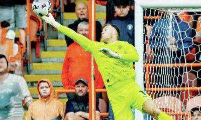 Bailey Peacock-Farrell in action for Blackpool