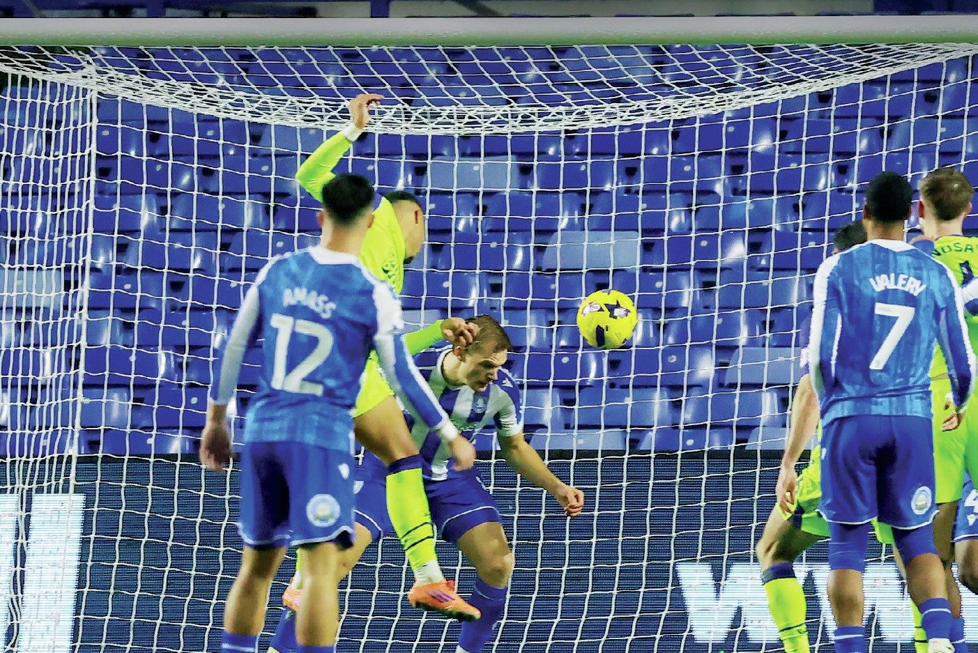 Lewis Dobbin heads home Preston’s equaliser