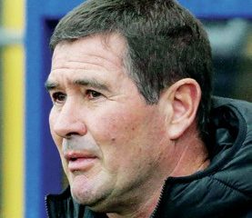 CLOUGH RECEIVES TRENT DEGREE LIKE DAD